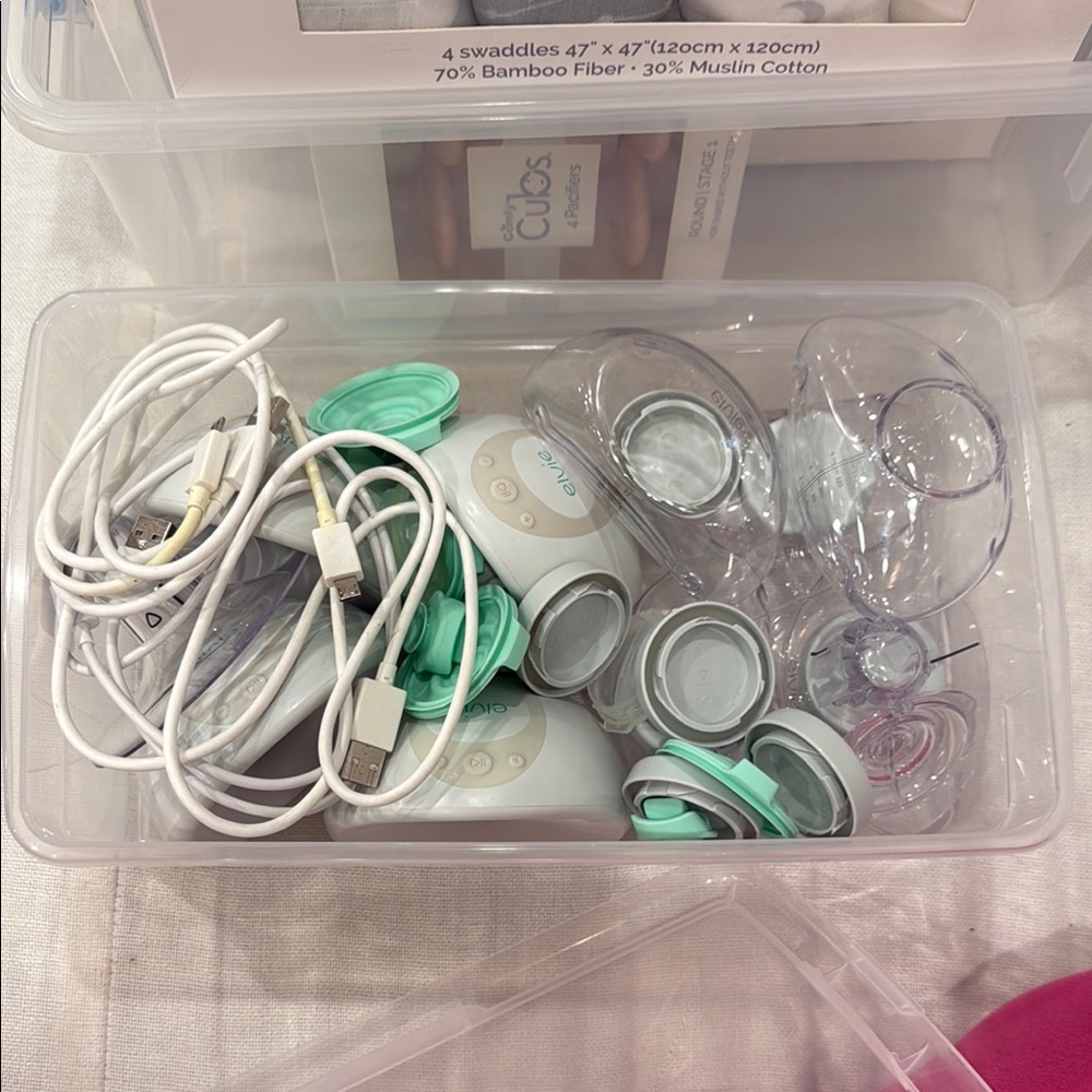 Elvie original Breast Pump Set with Accessories